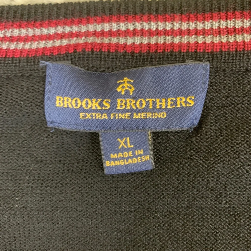 Brooks Brothers Merino Wool Sweater Mens XL Black V Neck Ram Coach Logo
